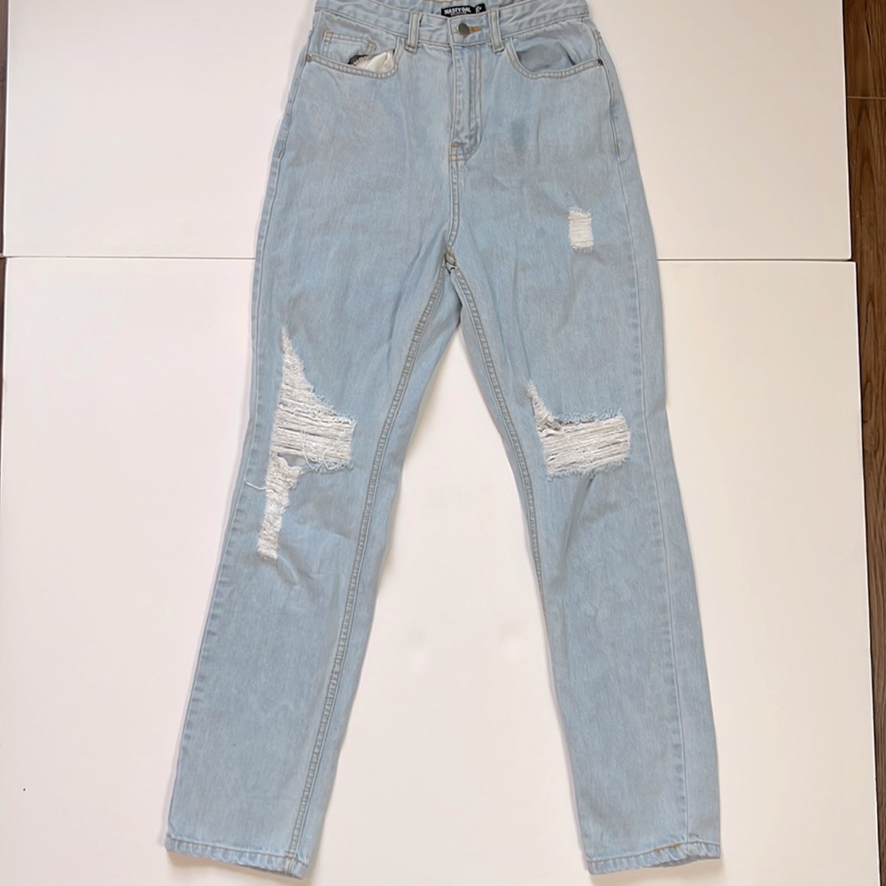 NastyGal Collection light blue distressed destroyed denim jeans sz 4 boyfriend
